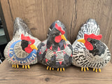 3 poules en papier mâché-Aude Goalec et Nicole Jacobs